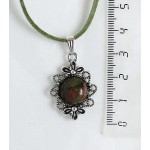 Кулон из унакита "2 цветка", круг 12мм