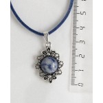 Кулон из лазурита (бело-синий) "2 цветка", круг 12мм