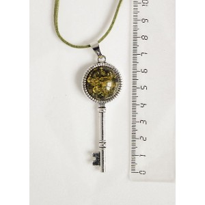 Кулон из янтаря (переплавленый) "ключик", цвет зеленый, круг 20мм