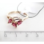 Кольцо с корундом красным (рубин синт.) "трёхлистник"