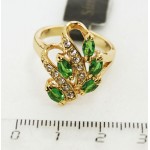 Кольцо с цирконом зеленым "5 рис волна"