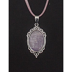 Кулон из аметиста, овал 25х18мм, оправа "медальон"