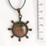 Кулон из унакита, круг 20мм, оправа "штурвал" цвет бронза