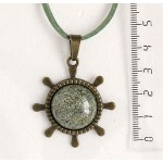 Кулон из змеевика, круг 20мм, оправа "штурвал" цвет бронза