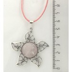 Кулон из кварца розового, круг 20мм, оправа "цветок 5 лепестков"