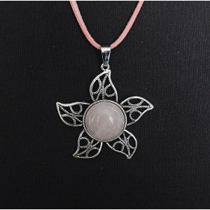 Кулон из кварца розового, круг 20мм, оправа "цветок 5 лепестков"