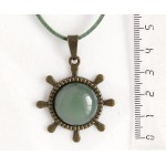 Кулон из кварца зеленого, круг 20мм, оправа "штурвал" цвет бронза