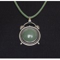 Кулон из кварца зеленого, круг 20мм, оправа "будильник"
