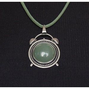 Кулон из кварца зеленого, круг 20мм, оправа "будильник"
