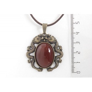 Кулон из сердолика, овал 25х18мм, оправа цвет бронза "2 дракона"