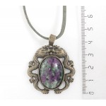 Кулон из цоизита, овал 25х18мм, оправа цвет бронза "2 дракона"