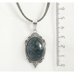 Кулон из яшмы зеленой, овал 25х18мм, оправа "медальон"