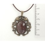 Кулон из яшмы красно-коричневой, овал 25х18мм, оправа цвет бронза "2 дракона"