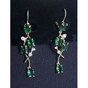 Серьги из циркона зеленого "веточка"