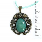 Кулон из агата зеленого (тонировка), овал 25х18мм, оправа цвет бронза "2 дракона"