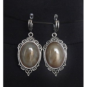 Серьги из агата кофейного (тонировка), овал 25х18мм, швензы посеребрение, оправа "медальон"