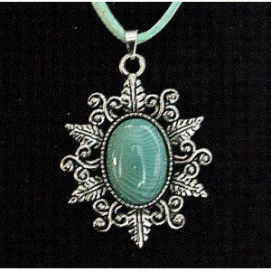 Кулон из агата зеленого (тонировка), овал 18х13мм, оправа "папоротник"