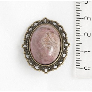 Брошь из родонита, овал 25х18мм, оправа с узором цвет бронза
