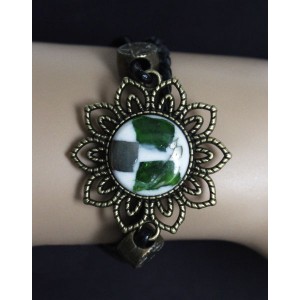Браслет из хромдиопсида и пирита "цветок", мозаика, белый фон, круг 18мм