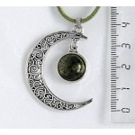 Кулон из змеевика "луна", круг 12мм