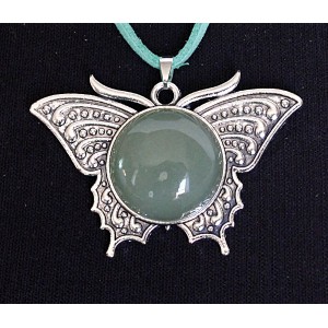 Кулон из кварца зеленого "бабочка", круг 20мм