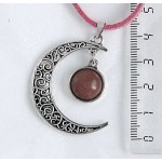 Кулон из родонита "луна", круг 12мм