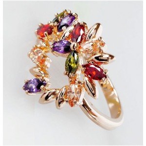 Кольцо с фианитом микс "камелия"