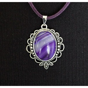 Кулон из агата фиолетового (тонировка), овал 18х13мм, оправа "трилистник"