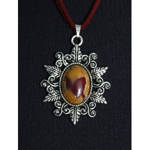 Кулон из яшмы вишнево-желтой (мукаит), овал 18х13мм, оправа "папоротник"