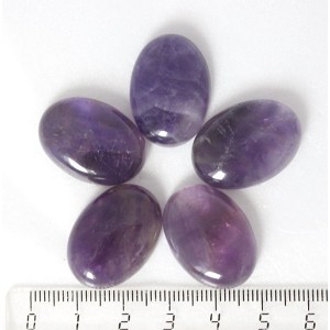 Аметист кабошон овал 25x18мм
