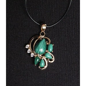 Кулон из малахита "азалия"