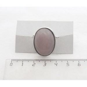 Кольцо с розовым кварцем, овал 25х18мм, безразмерное (литая оправа)