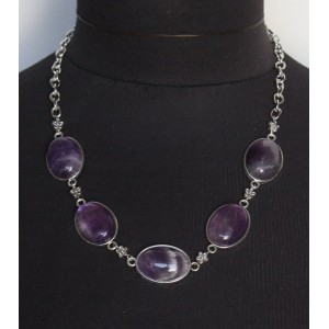 Колье из аметиста, овалы 25х18мм, 5 камней, на цепочке