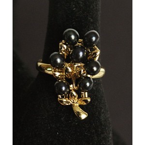 Кольцо  с жемчугом черным "шелковица" 