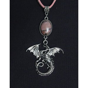 Кулон из родонита "дракон", овал 18х13мм
