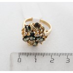 Кольцо со шпинелью оливковой "малина"