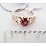 Кольцо с корундом красным (рубин синт.) "сердечки"