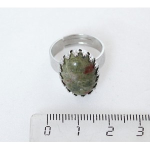 Кольцо с унакитом, овал 18х13мм, безразмерное