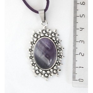 Кулон из аметиста (нат.), овал 25х18мм, оправа 