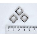Рамка для бусин квадратная, литьё, цвет античное серебро, р-р 18х15х3мм, отв-е 1.3мм