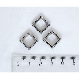 Рамка для бусин квадратная, литьё, цвет античное серебро, р-р 18х15х3мм, отв-е 1.3мм