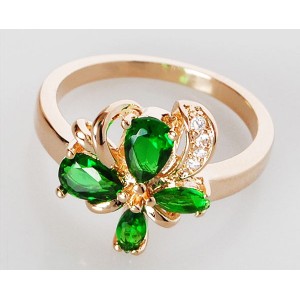 Кольцо с цирконом зеленым "Весенний цветок"