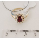 Кольцо с гранатом "малый овал в цирконах"