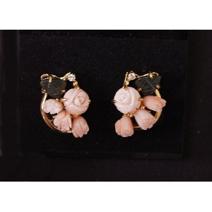 Серьги из коралла (розовый) и нефрита "ободок"