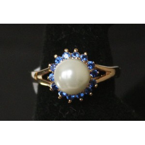 Кольцо с жемчугом белым в шпинели