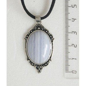 Кулон из агата голубого, овал 25х18мм, оправа "медальон"