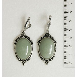 Серьги из авантюрина зеленого, овал 25х18мм, оправа "медальон", швензы посеребрение