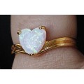 Кольцо с опалом японским "сердечко"