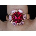 Кольцо с корундом красным (рубин синтетический) "с лепестками"