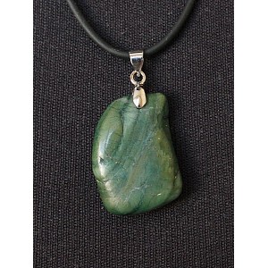 Кулон из жадеита, галтовка от 20мм